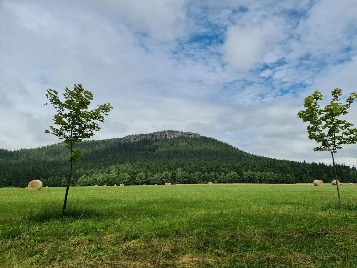 Zajazd Karlow Restauracja & Pokoje Goscinne Exteriér fotografie