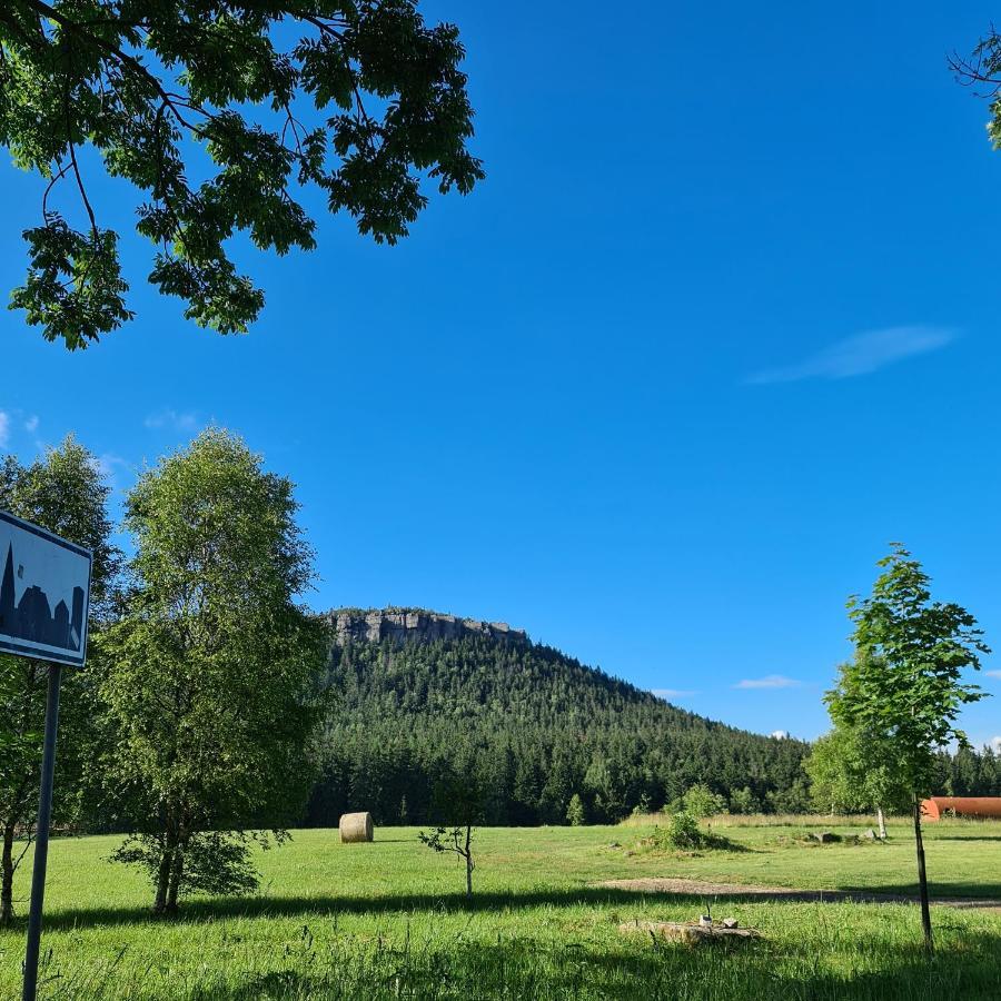 Zajazd Karlow Restauracja & Pokoje Goscinne Exteriér fotografie