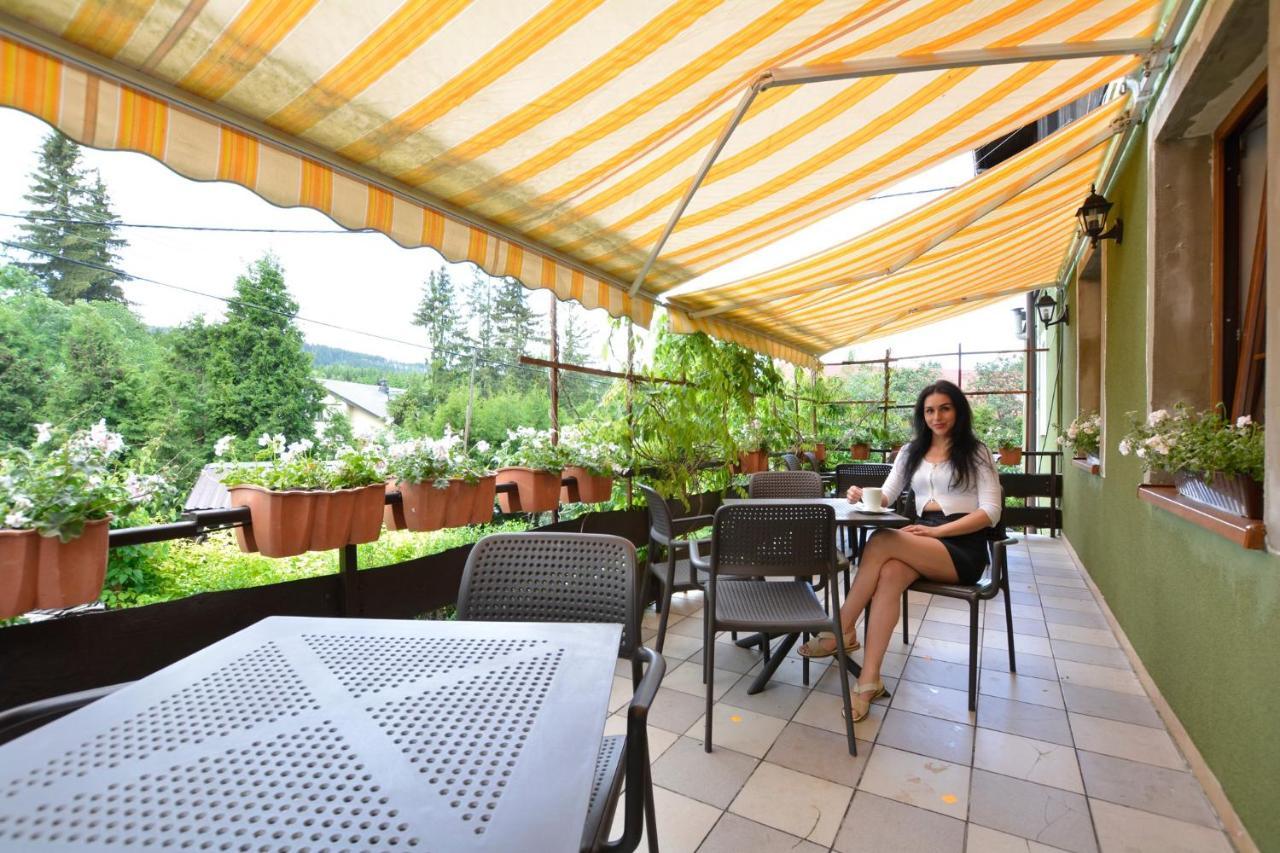 Zajazd Karlow Restauracja & Pokoje Goscinne Exteriér fotografie
