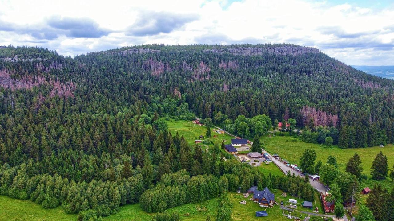 Zajazd Karlow Restauracja & Pokoje Goscinne Exteriér fotografie